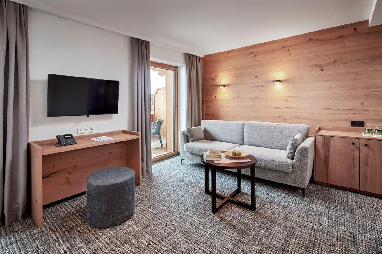 Hotel Auenhof Lech am Arlberg Exterior photo