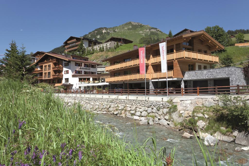 Hotel Auenhof Lech am Arlberg Exterior photo