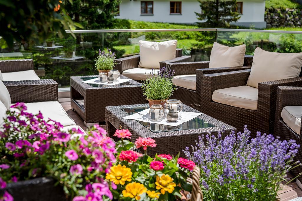 Hotel Auenhof Lech am Arlberg Exterior photo