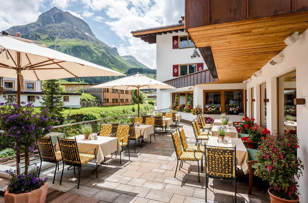 Hotel Auenhof Lech am Arlberg Exterior photo